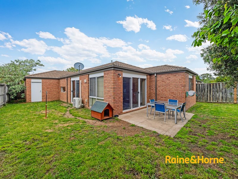 Photo - 39 Kosta Boda Boulevard, Pakenham VIC 3810 - Image 28