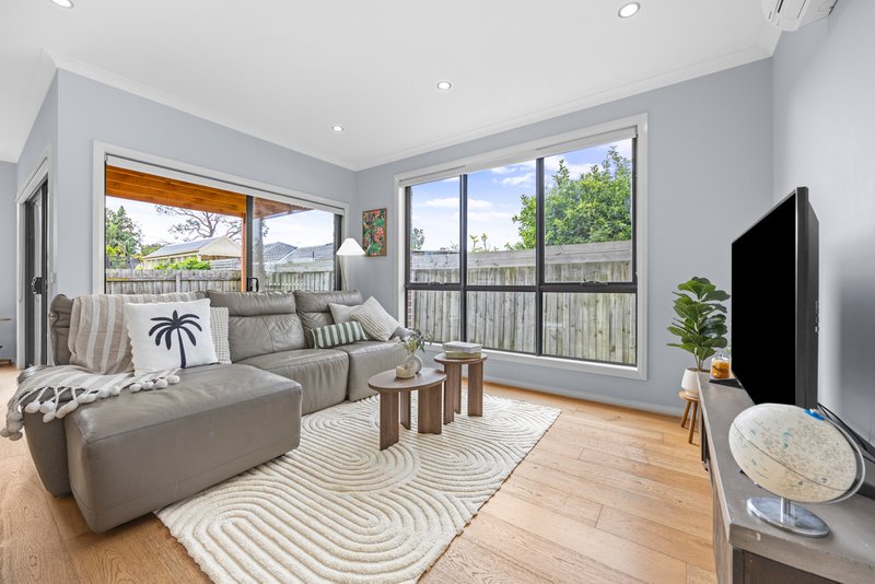 Photo - 3/9 Kurrajong Avenue, Glen Waverley VIC 3150 - Image 5