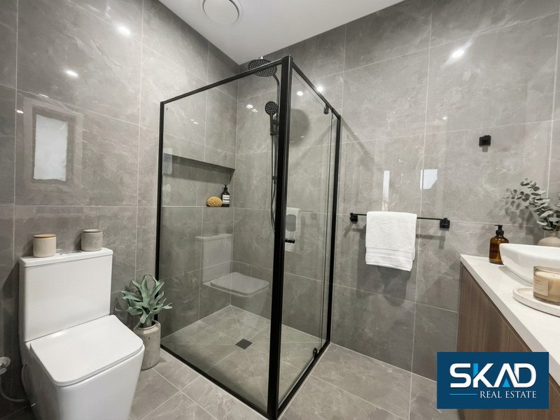 Photo - 39 Kurrajong Road, Mickleham VIC 3064 - Image 3