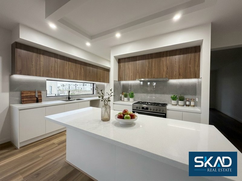 Photo - 39 Kurrajong Road, Mickleham VIC 3064 - Image 5
