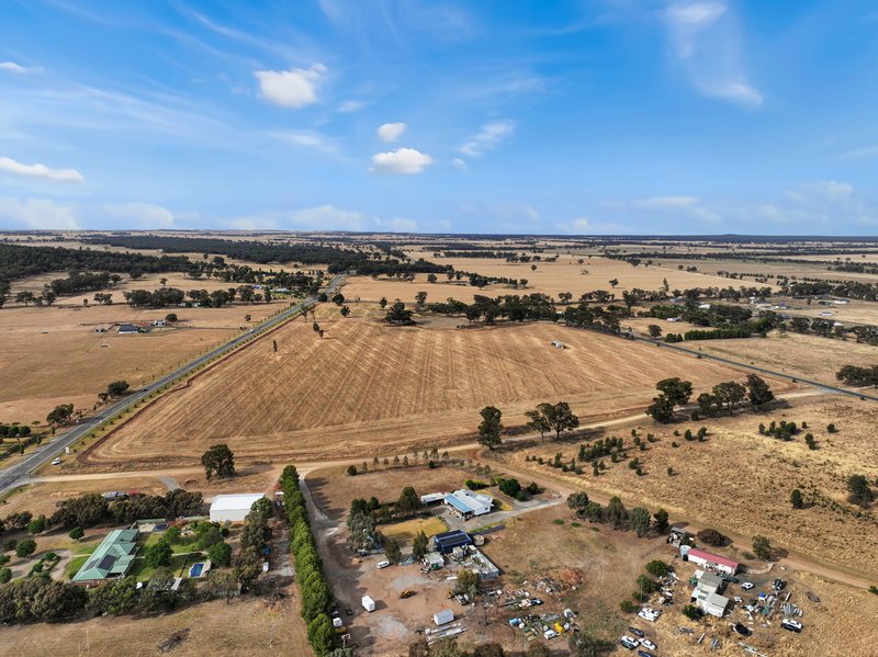 Photo - 39 Kurrajong Street, Temora NSW 2666 - Image 9