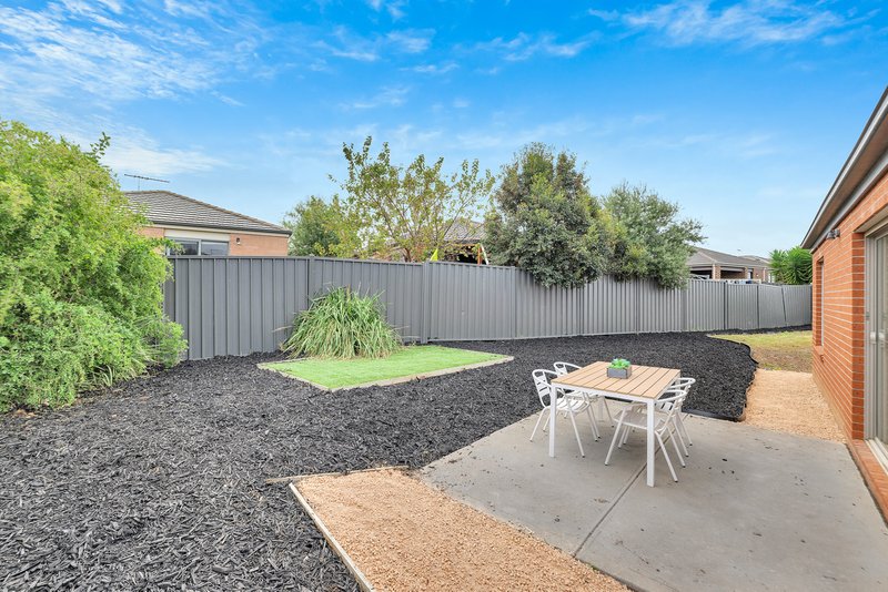 Photo - 39 Lady Penrhyn Drive, Wyndham Vale VIC 3024 - Image 15