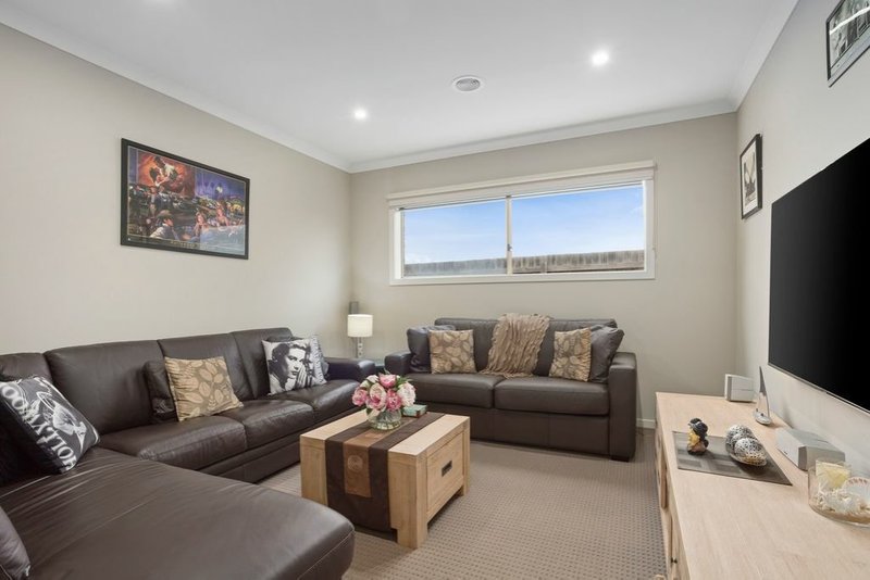 Photo - 39 Lake View Crescent, St Leonards VIC 3223 - Image 5