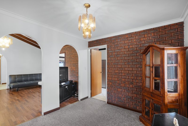 Photo - 39 Lanchester Way, Stirling WA 6021 - Image 7
