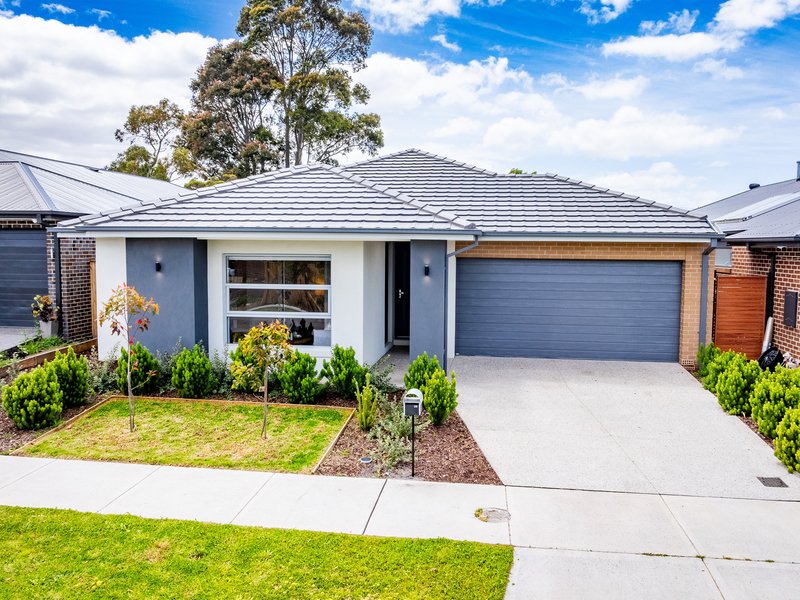 39 Largo Circuit, Junction Village VIC 3977