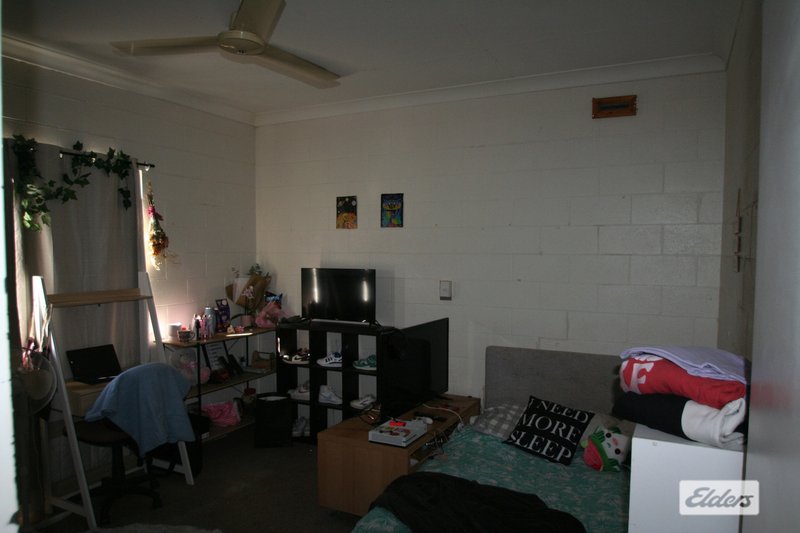 Photo - 39 Leichhardt Street, Springsure QLD 4722 - Image 9