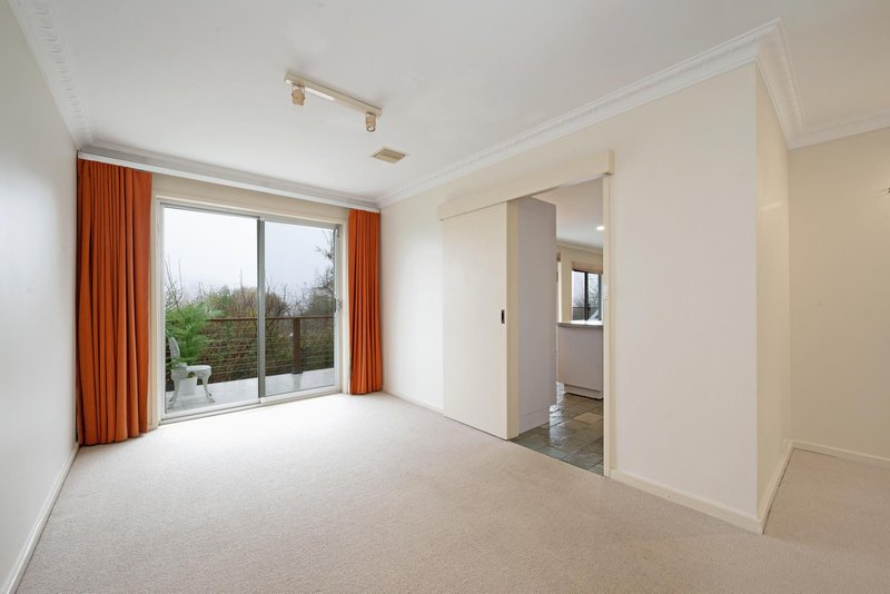 Photo - 39 Leist Street, Weston ACT 2611 - Image 4