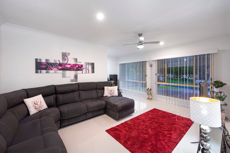 39 Lennon Drive, Windaroo QLD 4207