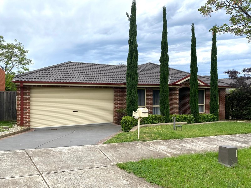 Photo - 39 Lewins Rail Avenue, South Morang VIC 3752 - Image 2