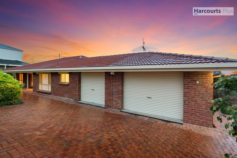 Photo - 39 Lighthouse Drive, Hallett Cove SA 5158 - Image 3