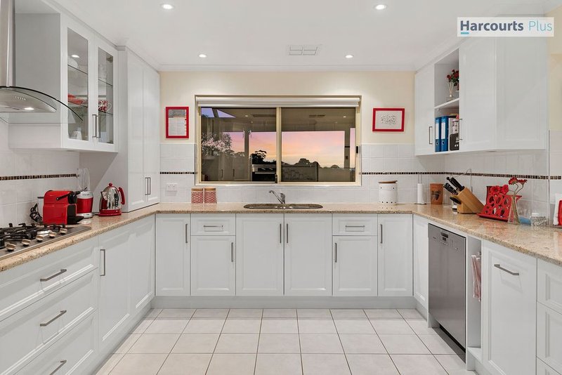 Photo - 39 Lighthouse Drive, Hallett Cove SA 5158 - Image 15