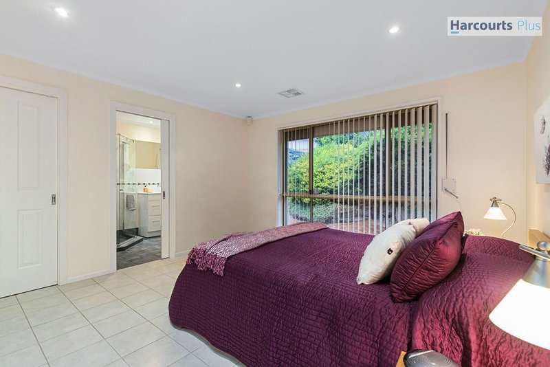 Photo - 39 Lighthouse Drive, Hallett Cove SA 5158 - Image 16