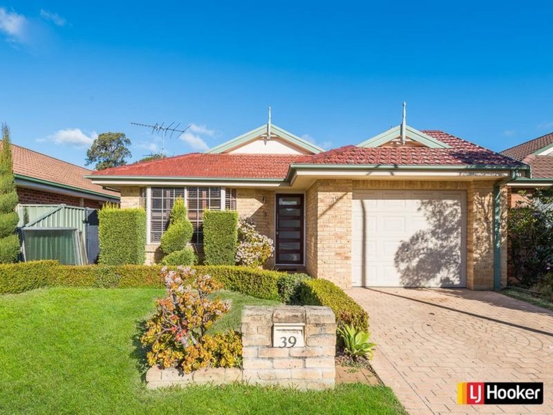 39 Lyndhurst Court, Wattle Grove NSW 2173