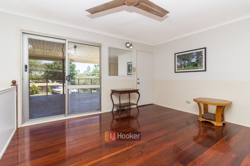 Photo - 39 Mackellar Drive, Boronia Heights QLD 4124 - Image 4