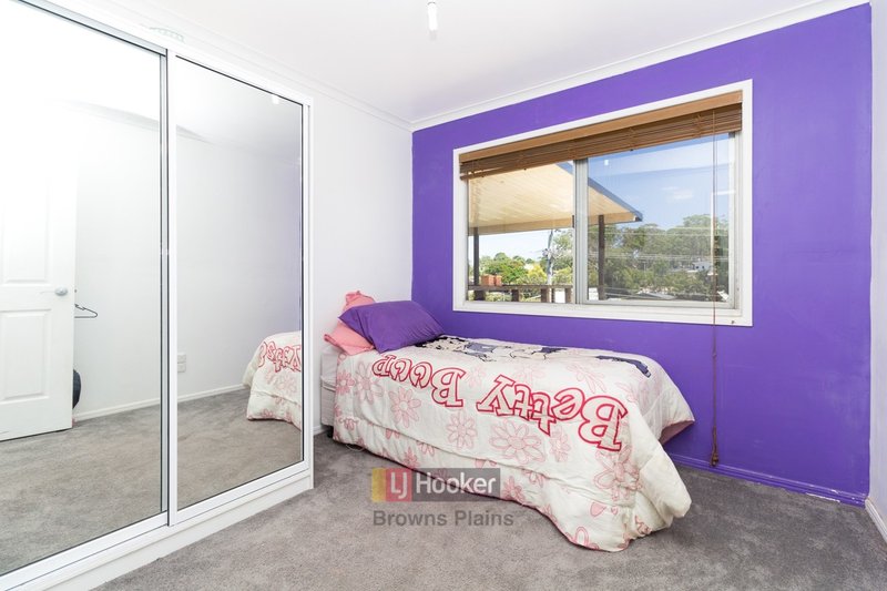 Photo - 39 Mackellar Drive, Boronia Heights QLD 4124 - Image 9