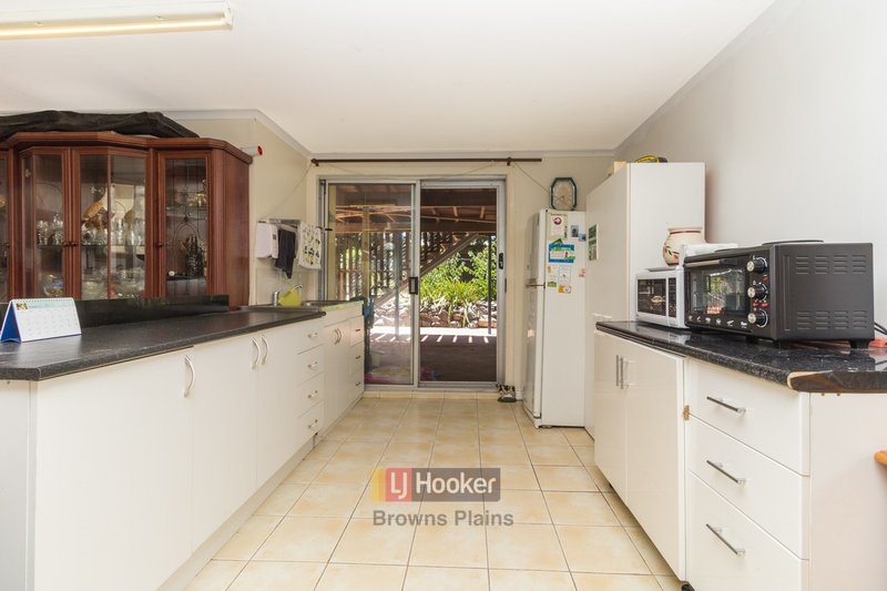 Photo - 39 Mackellar Drive, Boronia Heights QLD 4124 - Image 10