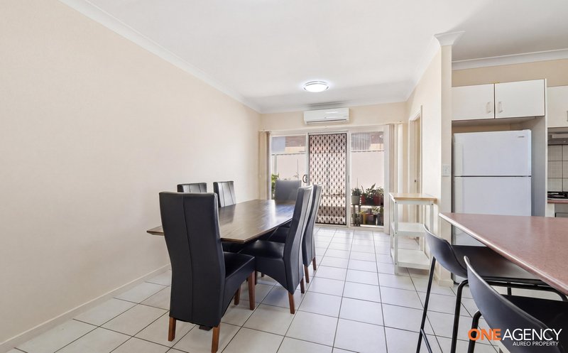 Photo - 3/9 Macquarie Road, Ingleburn NSW 2565 - Image 3