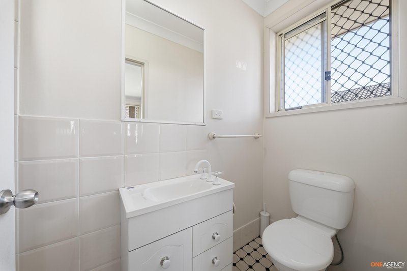 Photo - 3/9 Macquarie Road, Ingleburn NSW 2565 - Image 7