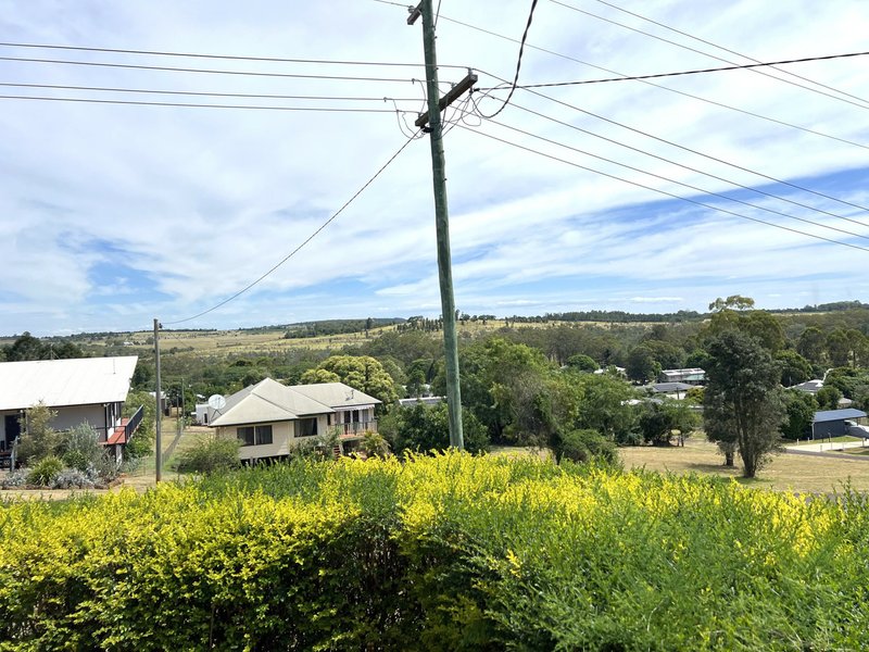 Photo - 39 Magnussens Drive, Tingoora QLD 4608 - Image 14