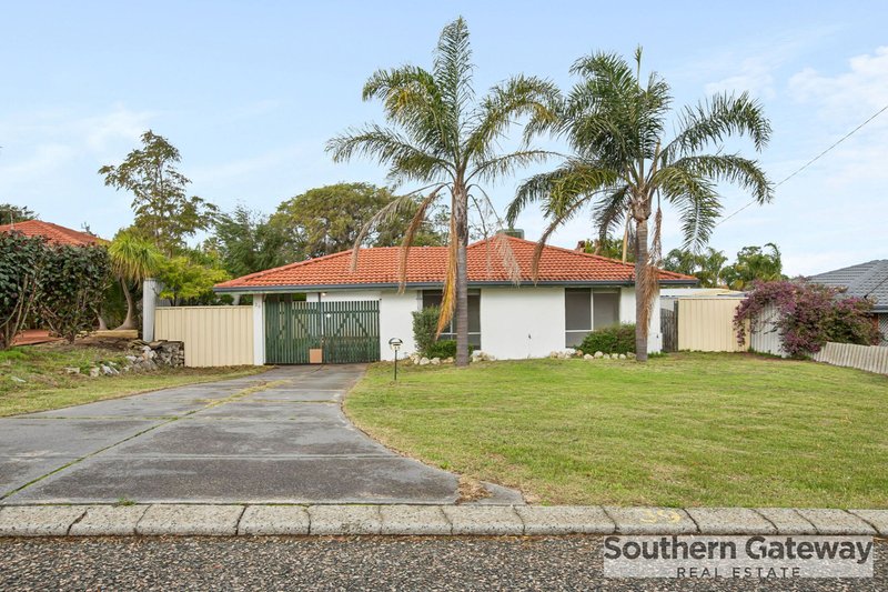 Photo - 39 Mandfield Way, Parmelia WA 6167 - Image 2