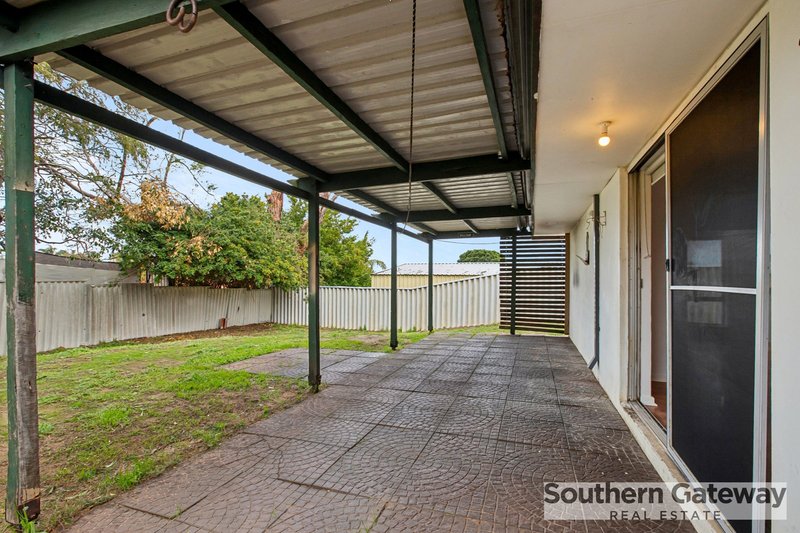 Photo - 39 Mandfield Way, Parmelia WA 6167 - Image 20