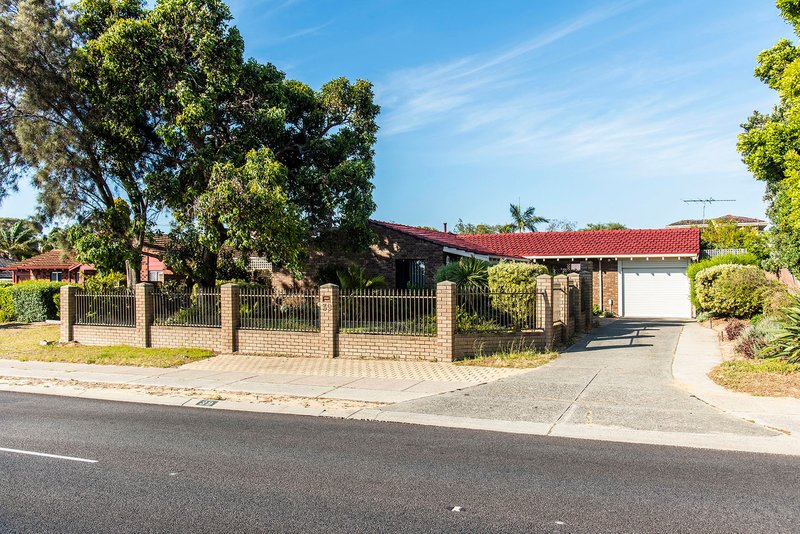 39 Marangaroo Drive, Marangaroo WA 6064