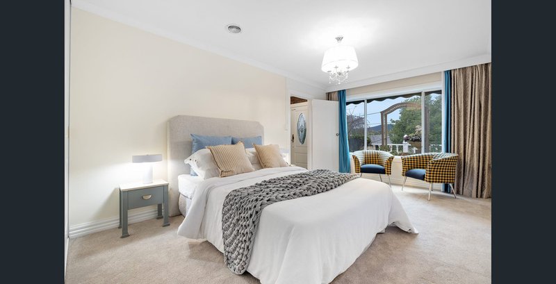 Photo - 39 Mareeba Crescent, Bayswater VIC 3153 - Image 5