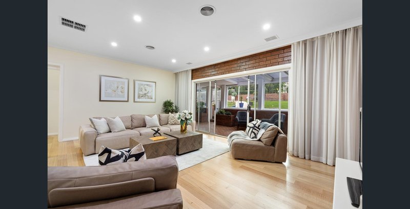 Photo - 39 Mareeba Crescent, Bayswater VIC 3153 - Image 19