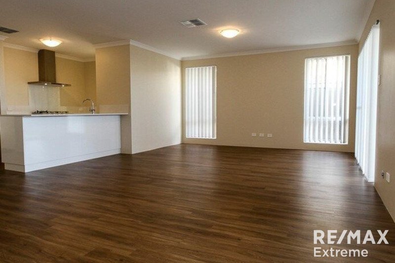 Photo - 39 Marginella Boulevard, Jindalee WA 6036 - Image 2