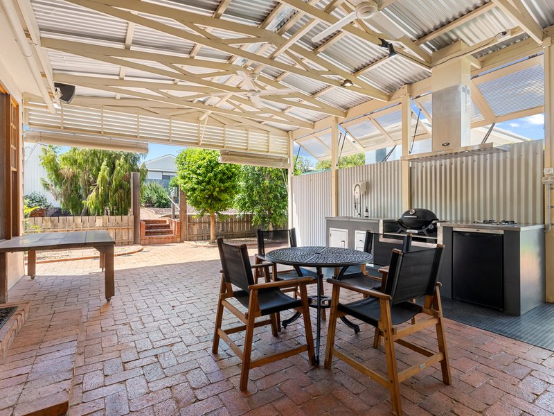 Photo - 39 Maturin Avenue, Christies Beach SA 5165 - Image 2