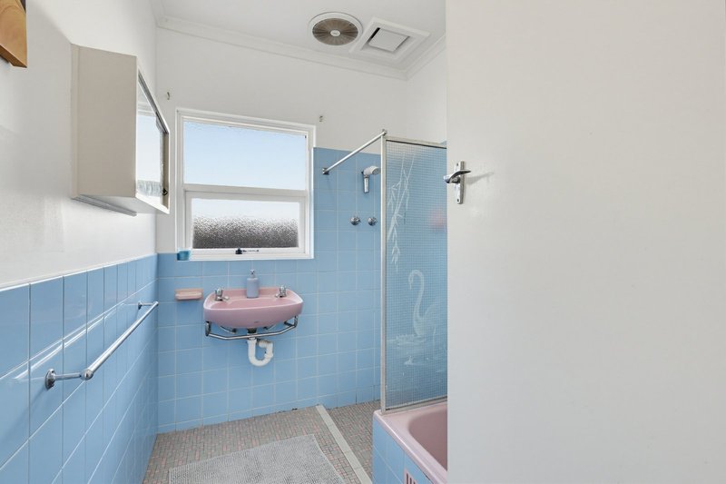 Photo - 39 Maxwell Road, Hackham West SA 5163 - Image 13