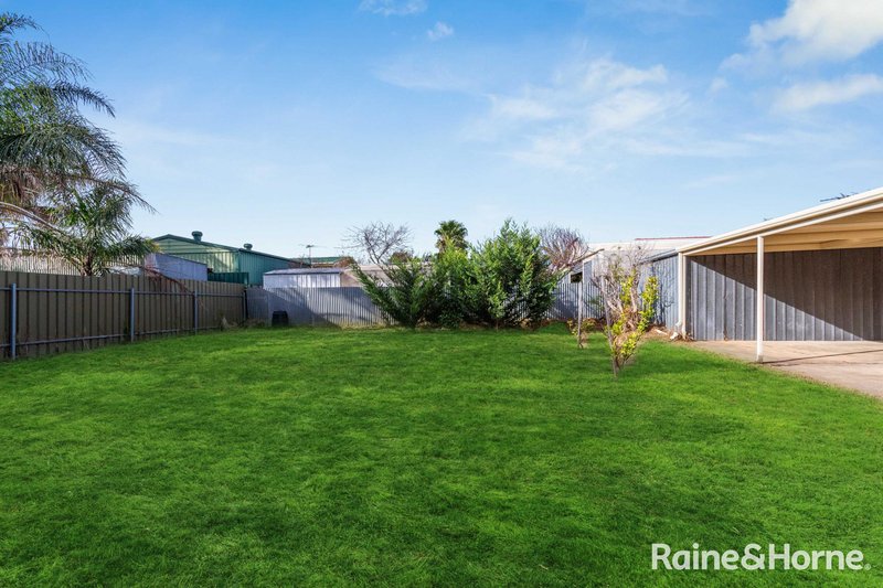 Photo - 39 Maxwell Road, Hackham West SA 5163 - Image 12