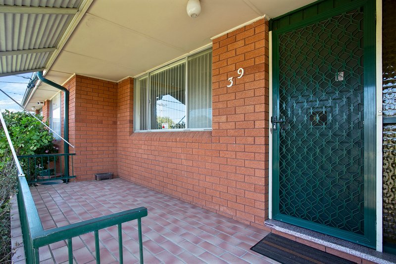 Photo - 39 Mazepa Avenue, South Penrith NSW 2750 - Image 18