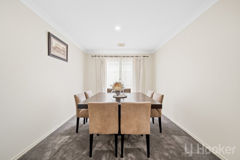 Photo - 39 Mccrae Street, Queanbeyan West NSW 2620 - Image 10