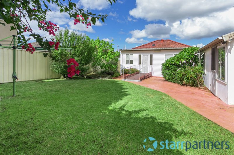 Photo - 39 Mccredie Road, Guildford NSW 2161 - Image 2