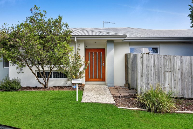 Photo - 39 Mclachlan Circuit, Willow Vale QLD 4209 - Image 1