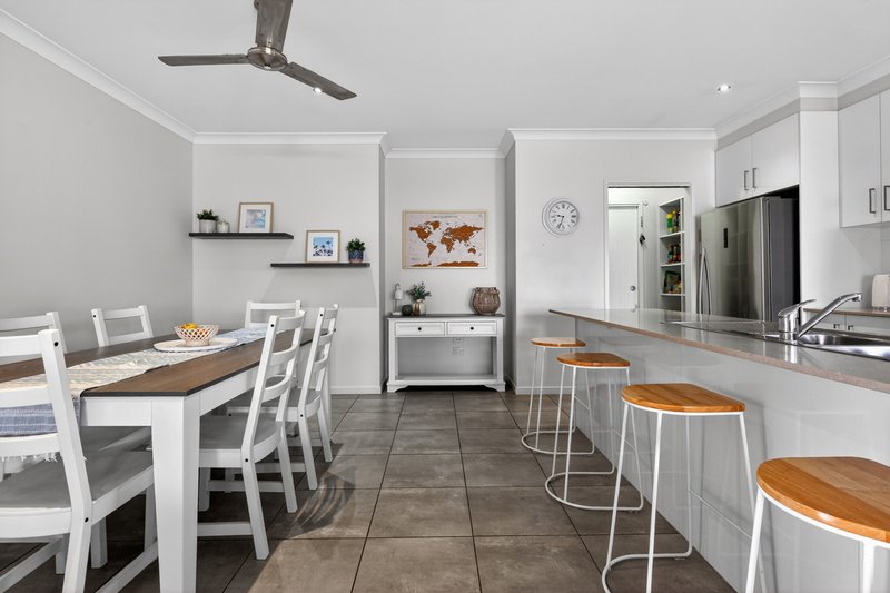 Photo - 39 Mclachlan Circuit, Willow Vale QLD 4209 - Image 12