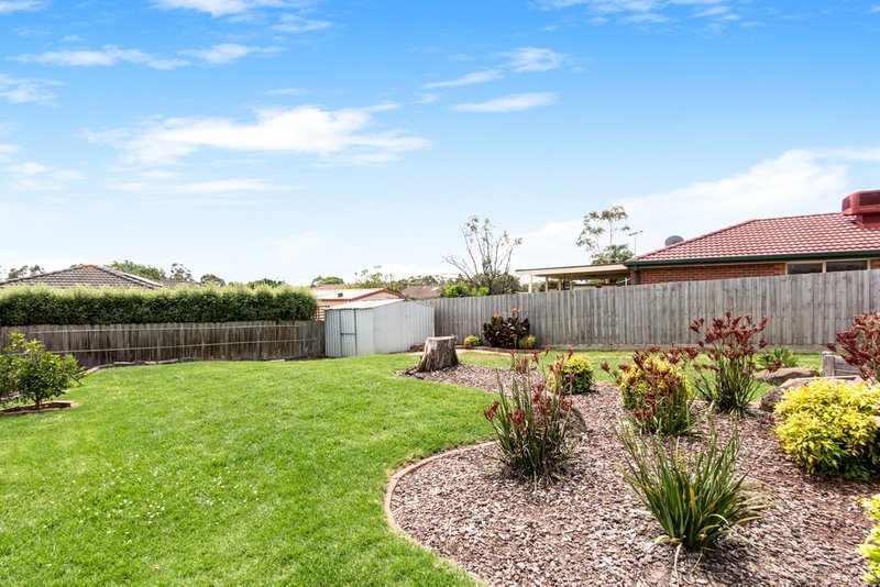 Photo - 39 Meeking Drive, Pakenham VIC 3810 - Image 12