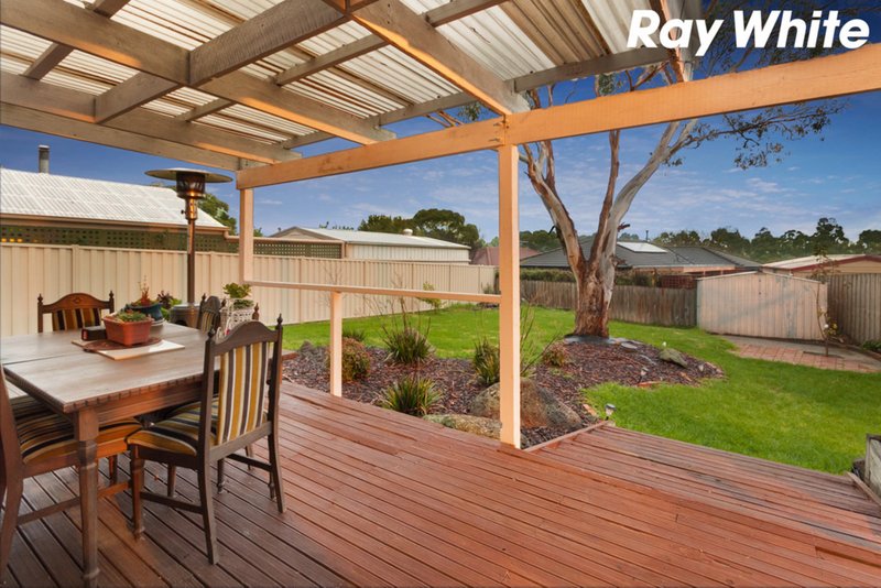 Photo - 39 Meeking Drive, Pakenham VIC 3810 - Image 8