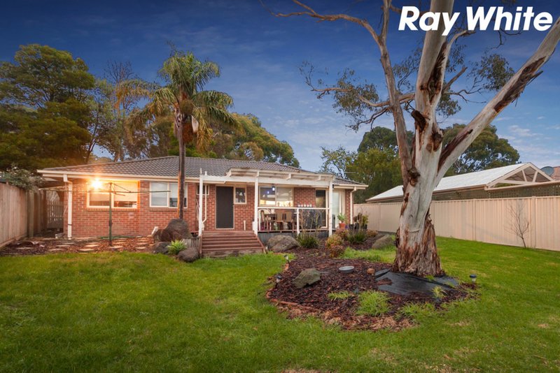 Photo - 39 Meeking Drive, Pakenham VIC 3810 - Image 9