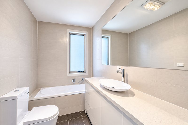 Photo - 3/9 Melinga Crescent, Chadstone VIC 3148 - Image 7