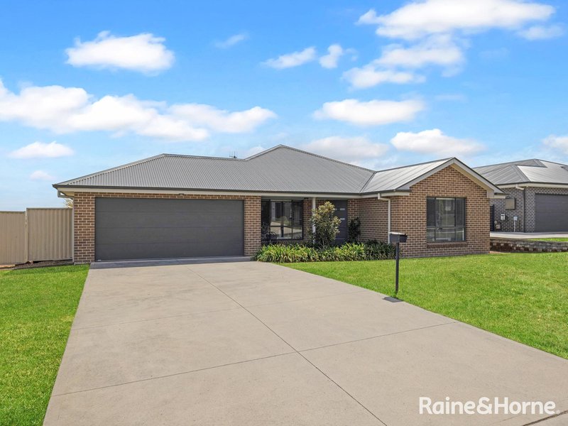 39 Mendel Drive, Kelso NSW 2795