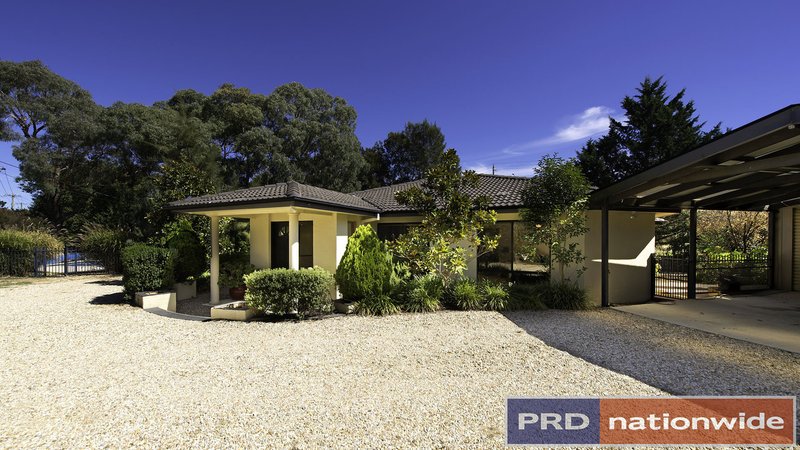 Photo - 39 Middleton Cct , Gowrie ACT 2904 - Image 2