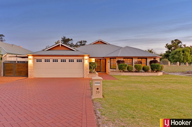 Photo - 39 Midsummer Circle, Pinjarra WA 6208 - Image 4