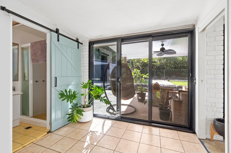 Photo - 39 Mirreen Drive, Tugun QLD 4224 - Image 16