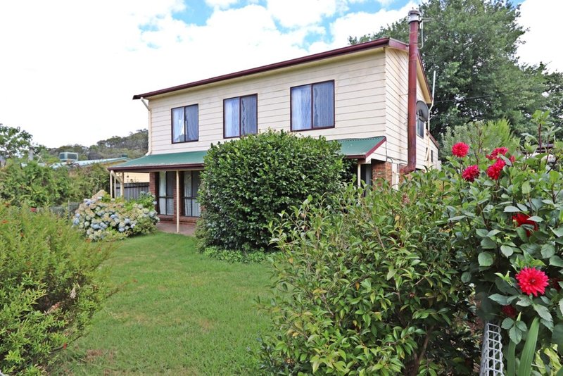 39 Mitchell Avenue, Khancoban NSW 2642