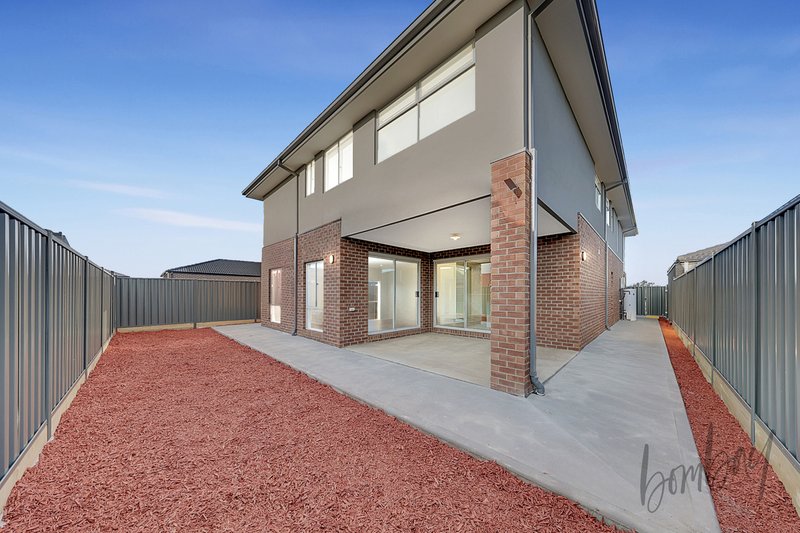 Photo - 39 Molesworth Crescent, Donnybrook VIC 3064 - Image 22