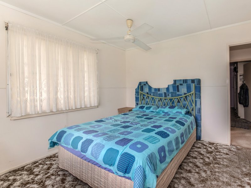 Photo - 39 Moorindil Street, Tewantin QLD 4565 - Image 13