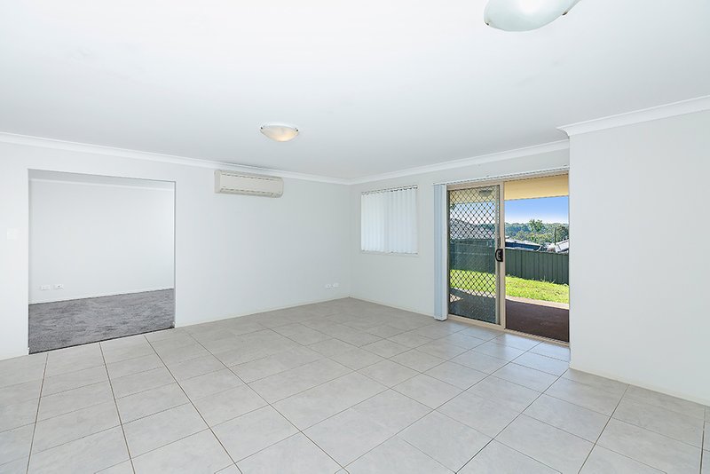 Photo - 39 Morisset Park Rd , Morisset Park NSW 2264 - Image 6