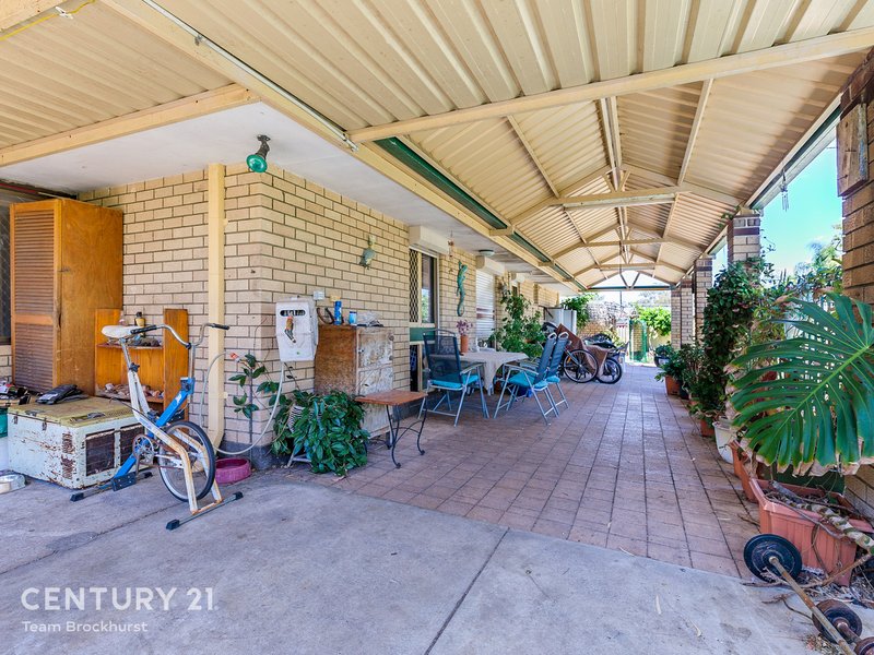 Photo - 39 Moss Street, Huntingdale WA 6110 - Image 4